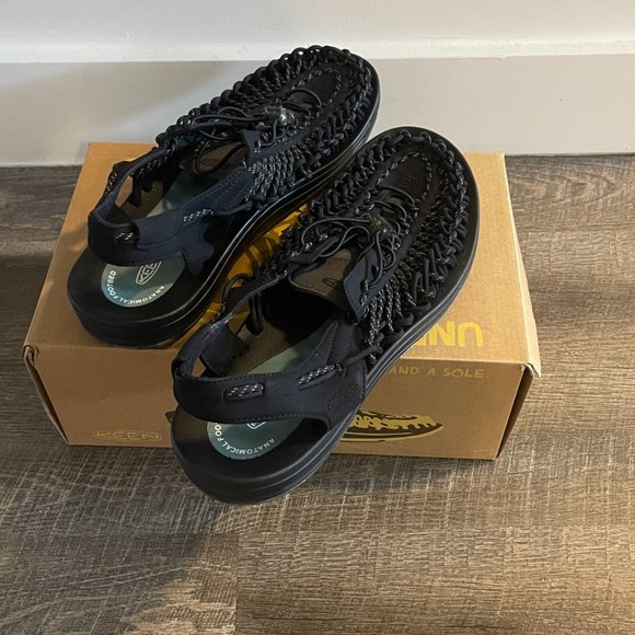 Men's UNEEK US14 Sandals - Picture 4 of 5